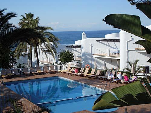 Resort Img