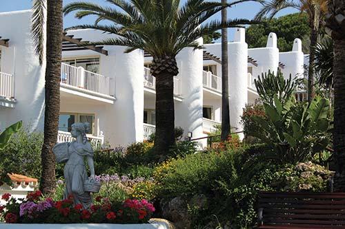 Resort Img