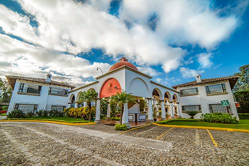 Resort Img